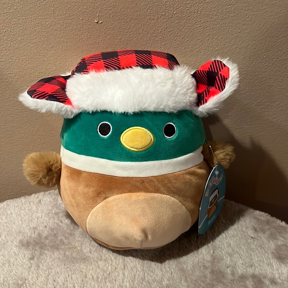 Sqiushmallows winter “Avery” NWT